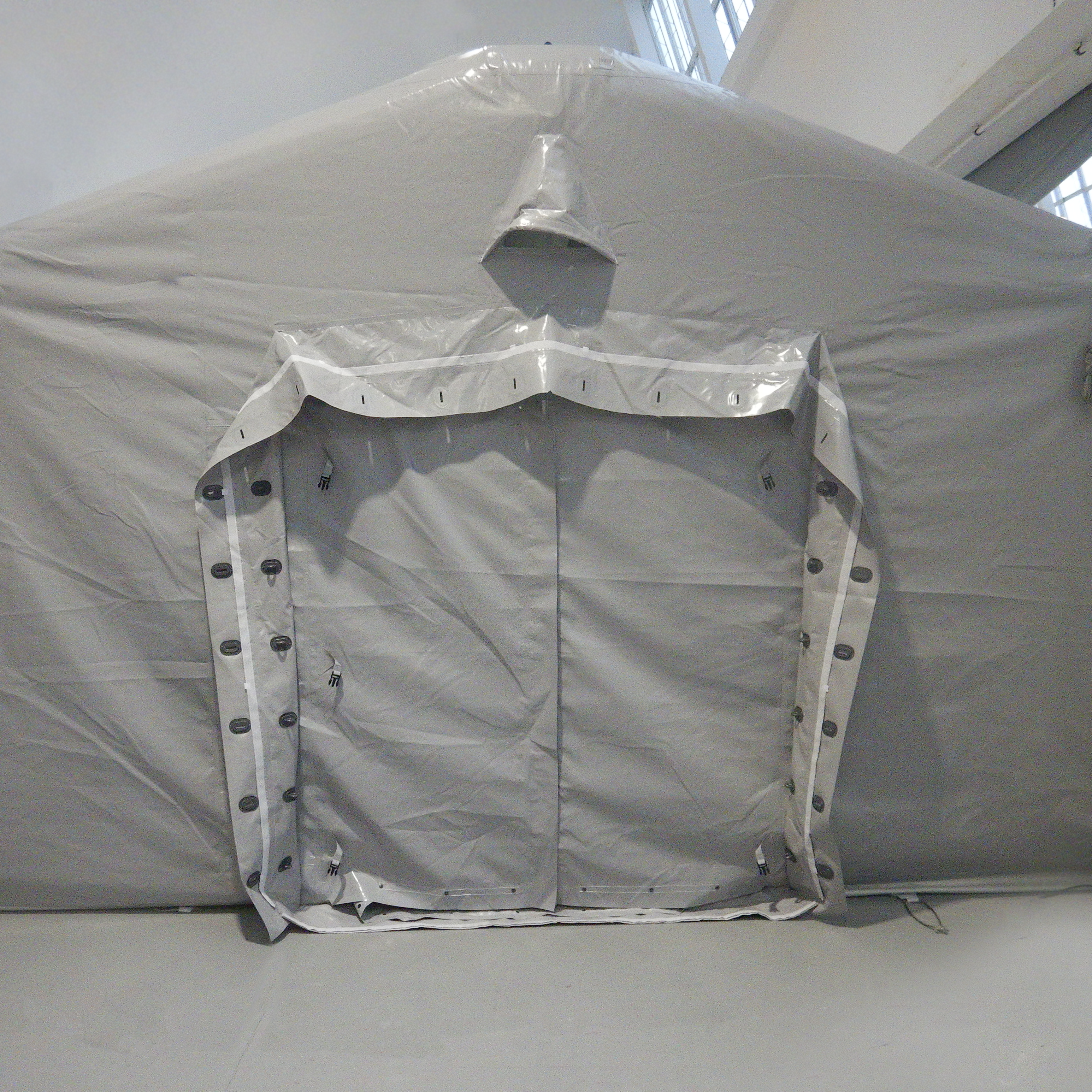 USAID TETRA TECH Ukraine heated shelters AZF 6-78 grey blog6-1